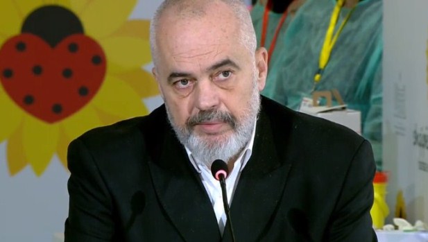 Rama: Shqiperia arrin ne kuoten e 1 mln vaksinimeve per Covid-19